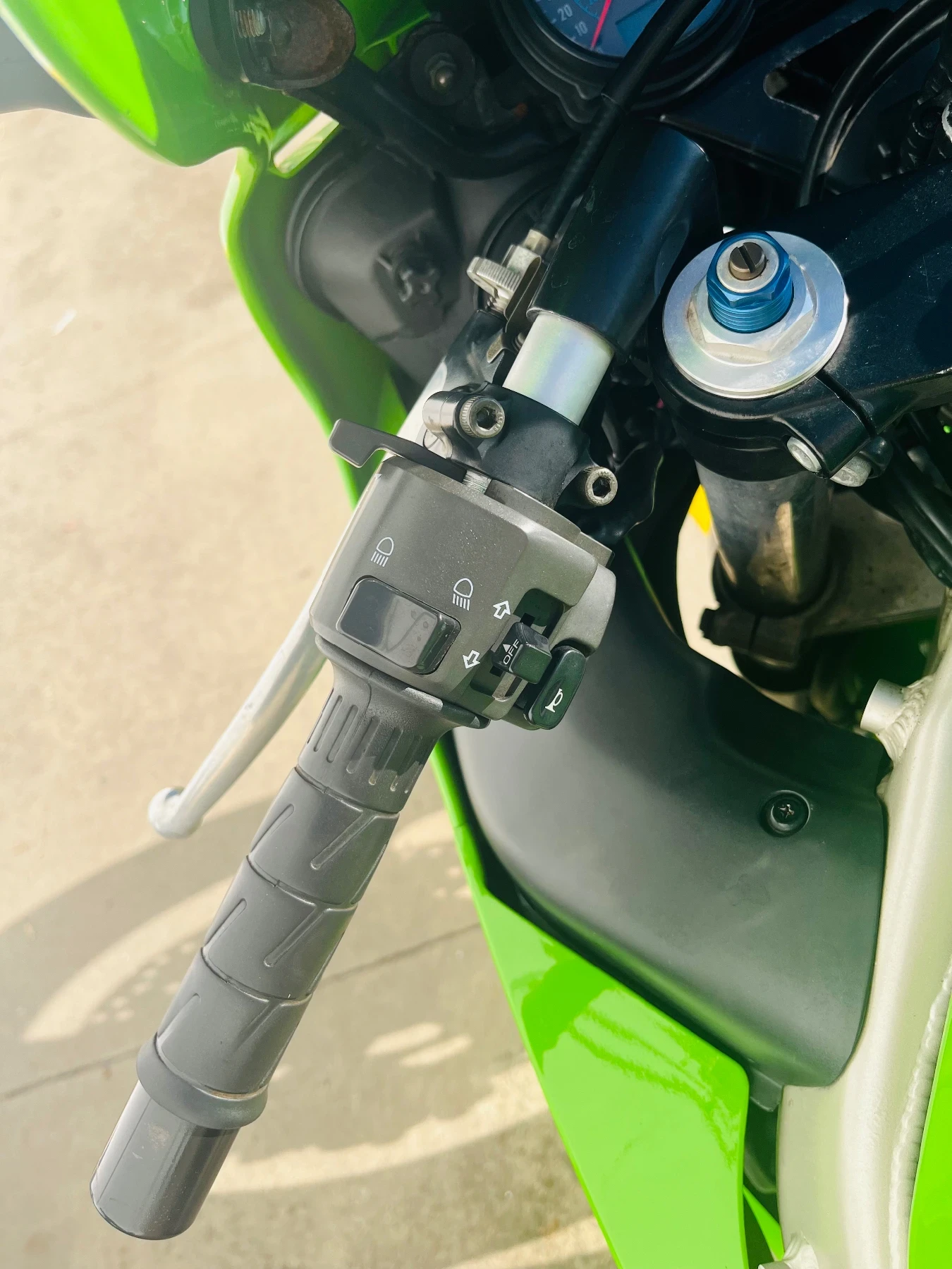 Kawasaki Zxr ZX6R - изображение 10