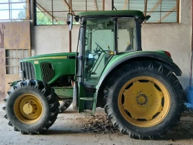 Трактор John Deere 6220, снимка 2