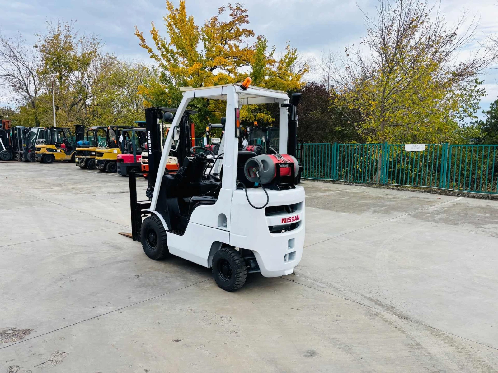  Nissan  ,  | Mobile.bg   3