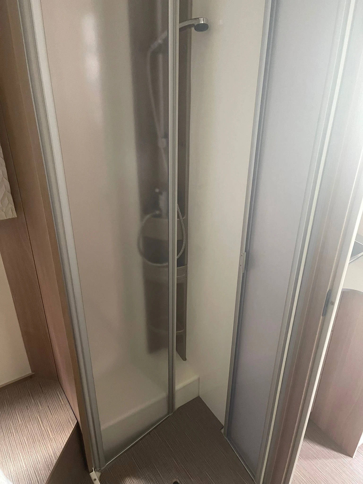 ������ Burstner Lyseo Time I 728 G Limited | Mobile.bg � ����������� 7