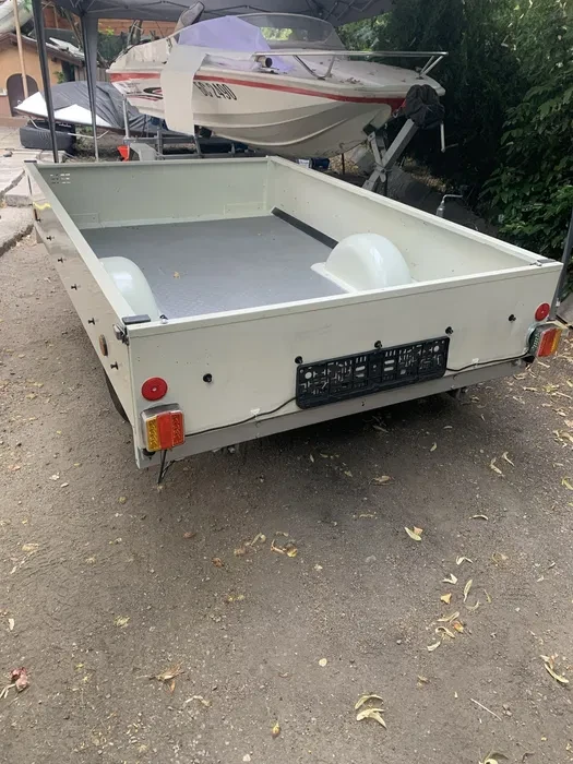 За автомобил Други Тригано