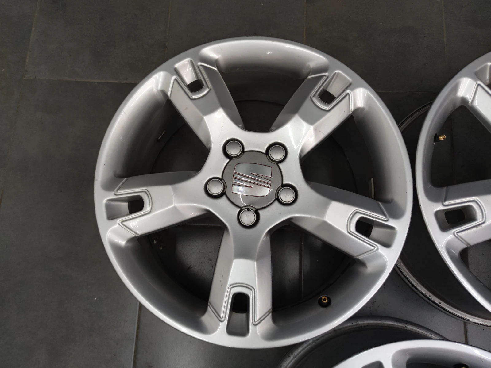   Seat | Mobile.bg   3