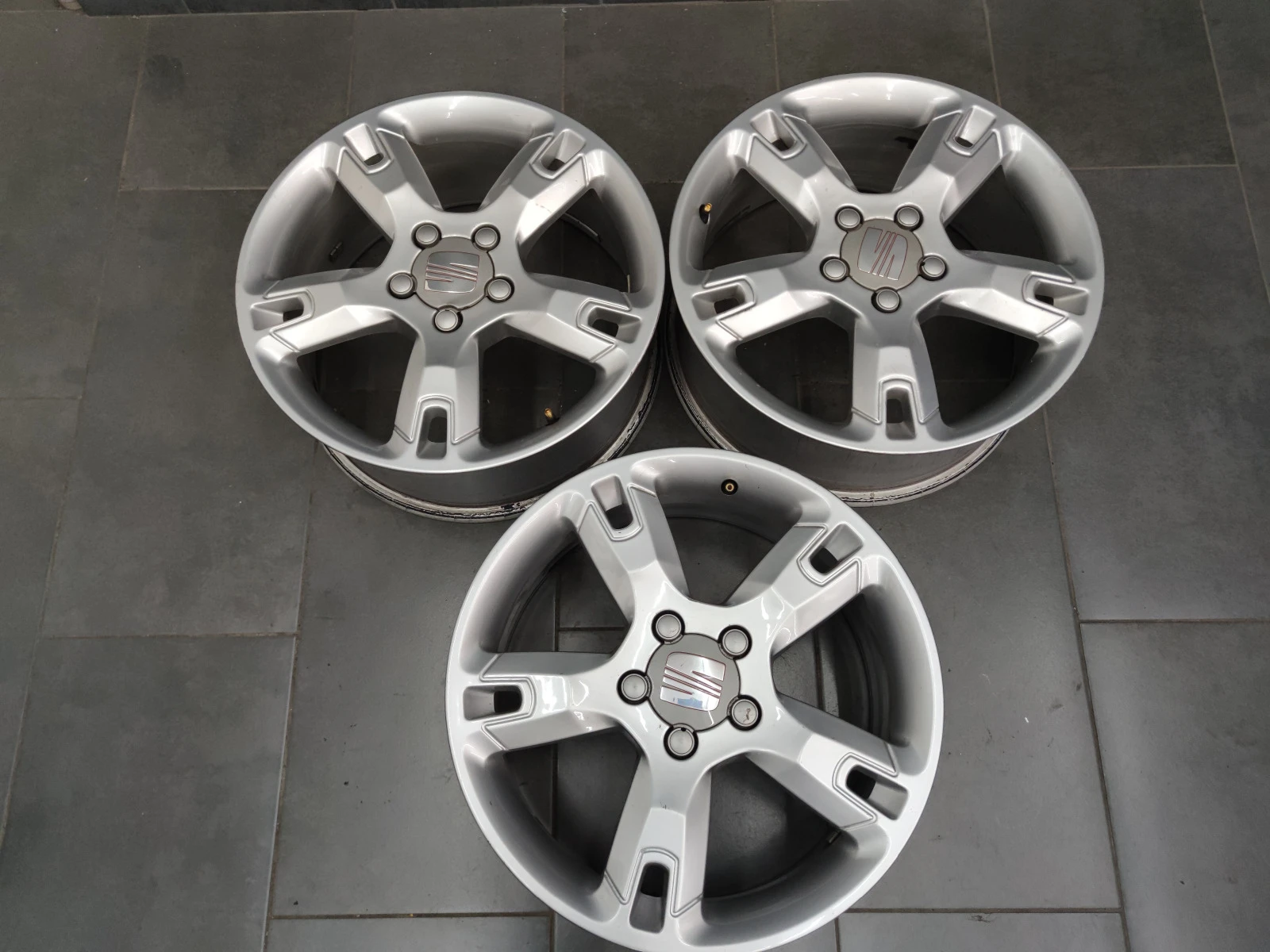   Seat | Mobile.bg   4