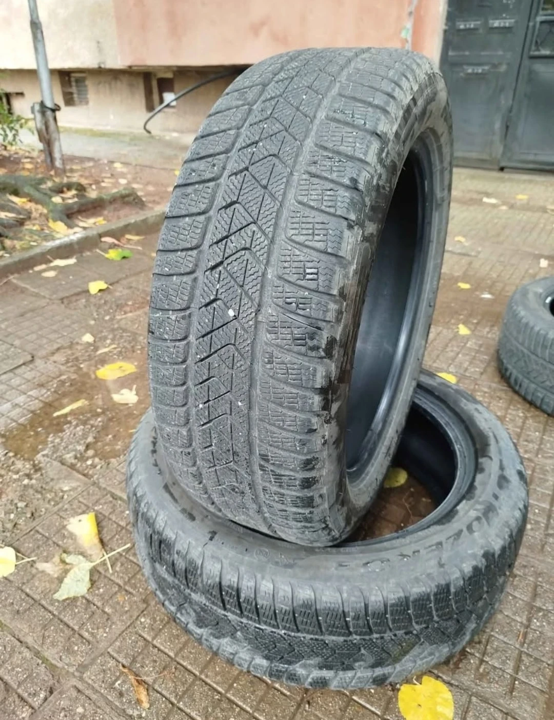 Гуми Всесезонни 245/50R19, снимка 4 - Гуми и джанти - 56696620