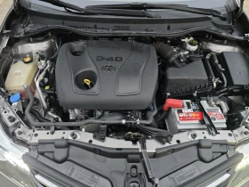 Toyota Auris 1.4d 90к.с 159хил.км. , снимка 14