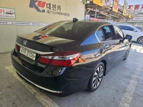 Honda Accord 2.0 Hybrid 9Th Generation, снимка 9