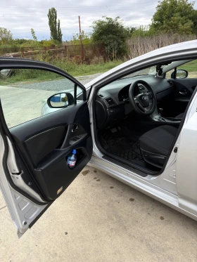 Toyota Avensis, снимка 7