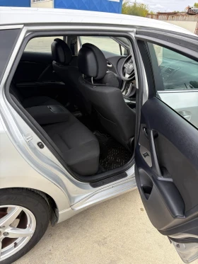 Toyota Avensis, снимка 9