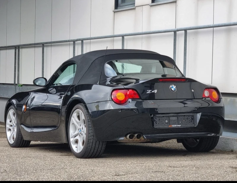 BMW Z4 3.0i, снимка 5 - Автомобили и джипове - 48121202