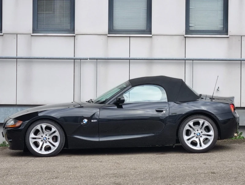 BMW Z4 3.0i, снимка 3 - Автомобили и джипове - 48121202