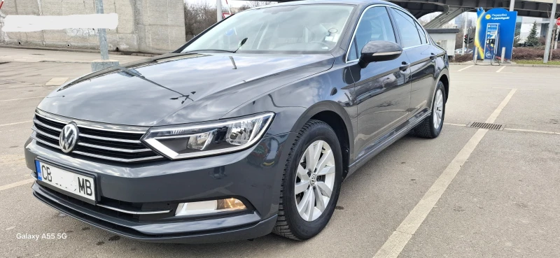 VW Passat, снимка 1 - Автомобили и джипове - 49319601