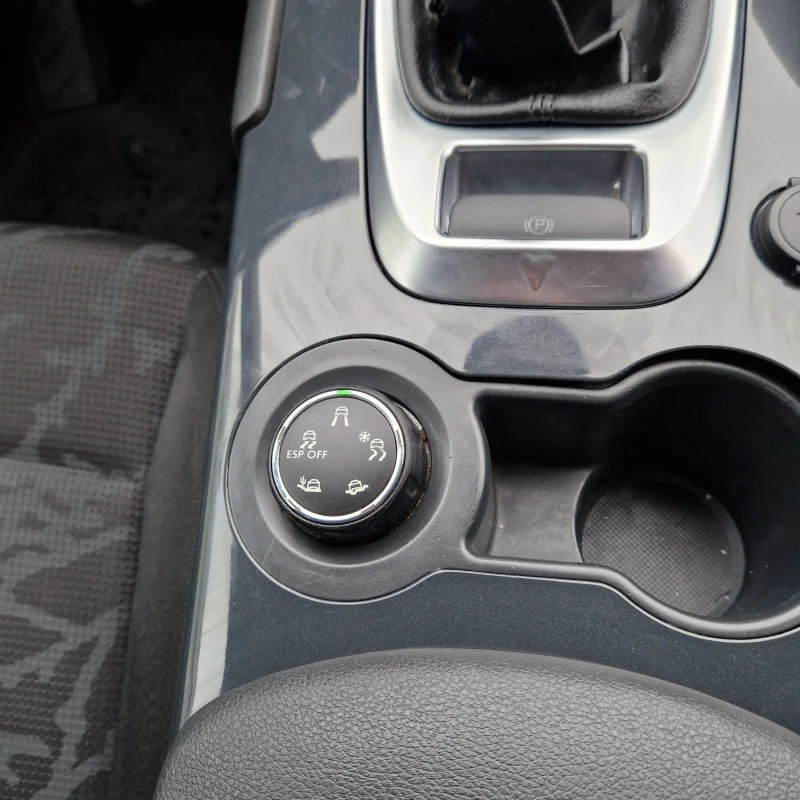 Peugeot 3008 1.6HDI 109к.с, снимка 14 - Автомобили и джипове - 53431538