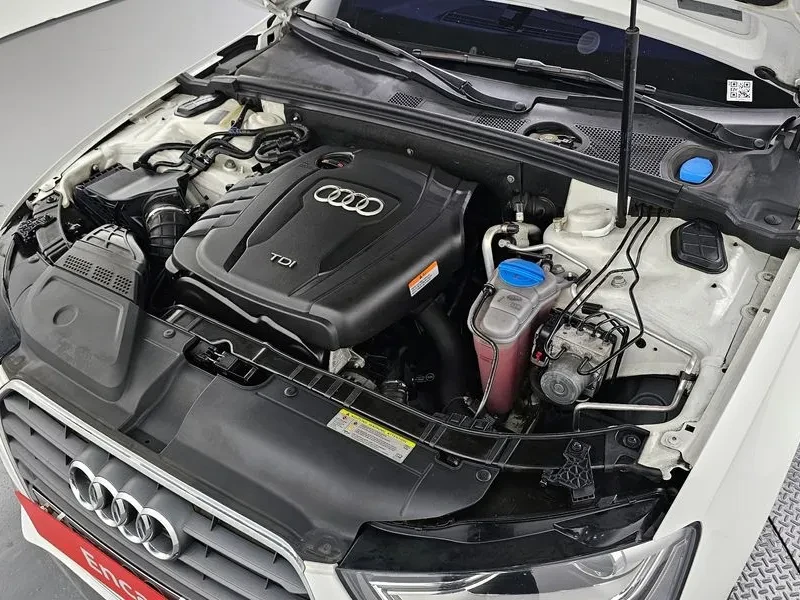 Audi A4 2.0 Tdi Dynamic B8 - изображение 6