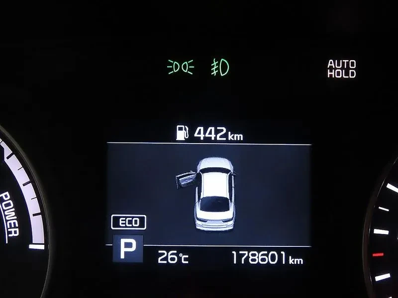 Kia K5 Hybrid 2Nd Generation Noblesse, снимка 8 - Автомобили и джипове - 55060440