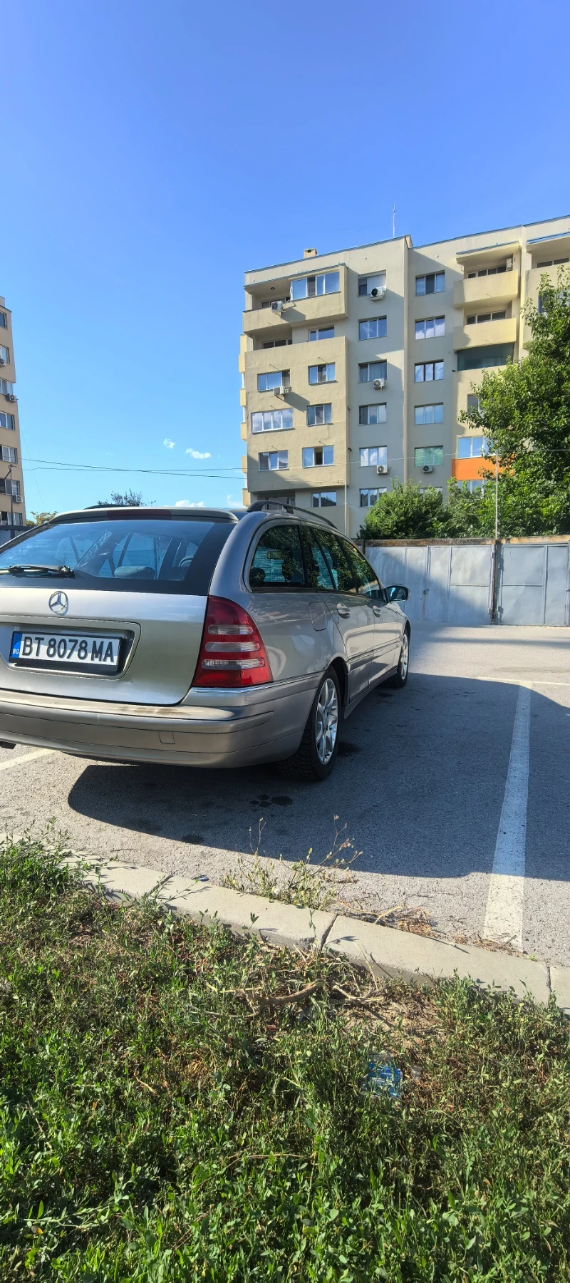 Mercedes-Benz C 180 Avantgarde, снимка 9 - Автомобили и джипове - 55958650