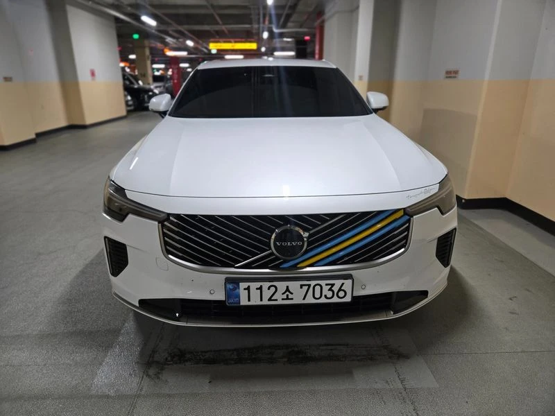 Volvo S90 КРАЙНА ЦЕНА: 47628 EUR, снимка 3 - Автомобили и джипове - 55966928
