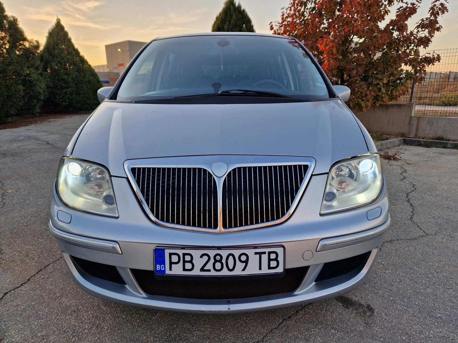 Lancia Phedra 2.2 JTD 6+ 1 128кс. - изображение 4