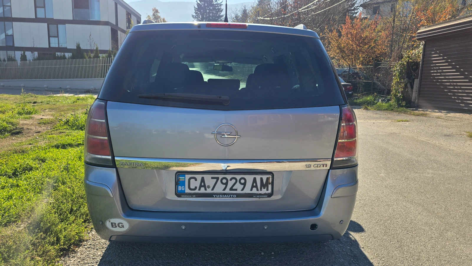 Opel Zafira Cosmo - изображение 5