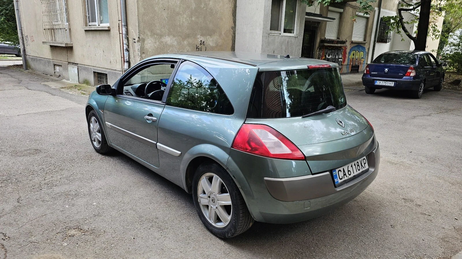 Renault Megane 2.0 16v Газов инжекцион - изображение 3