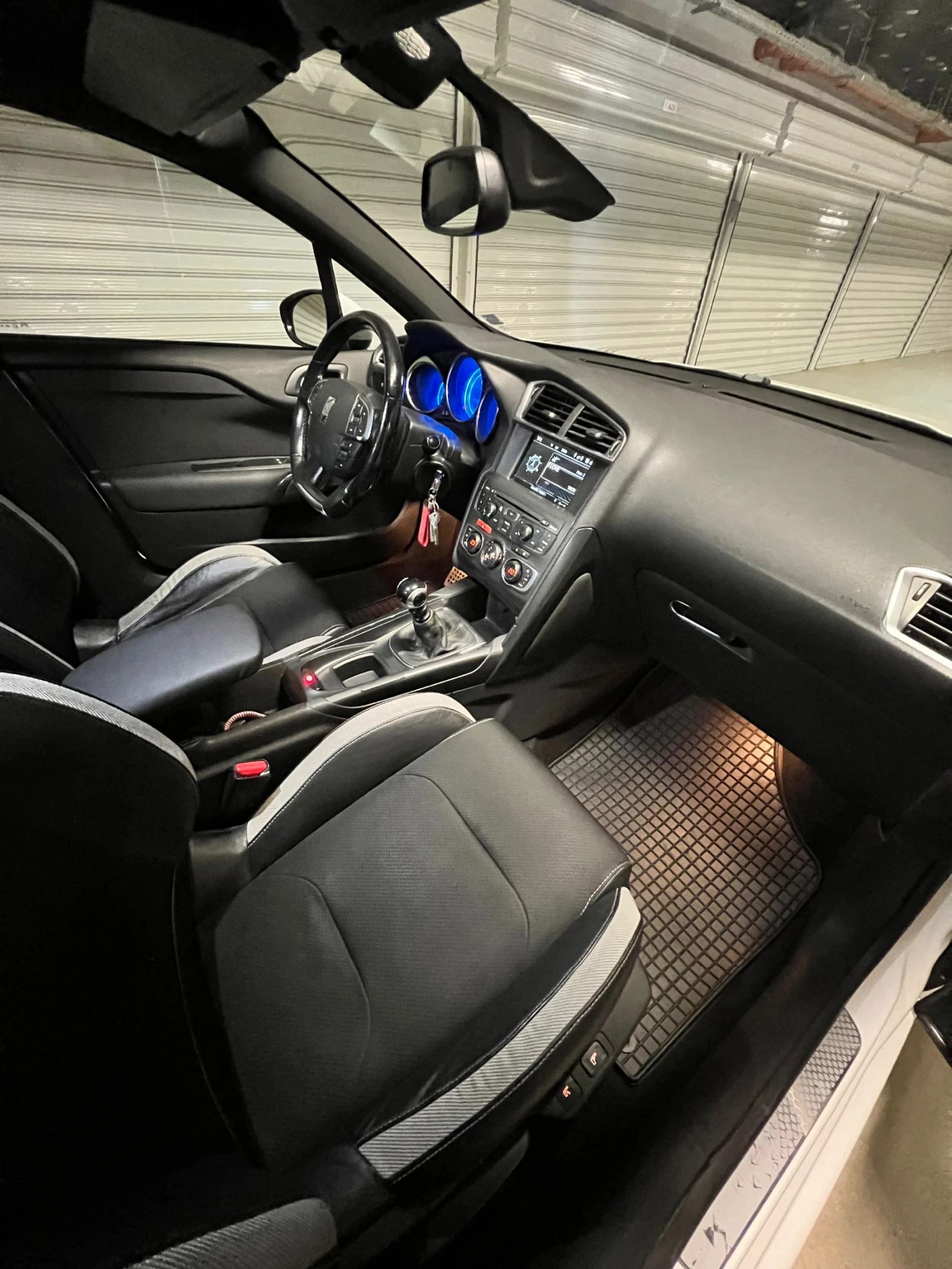 Citroen DS4, снимка 9 - Автомобили и джипове - 51722227