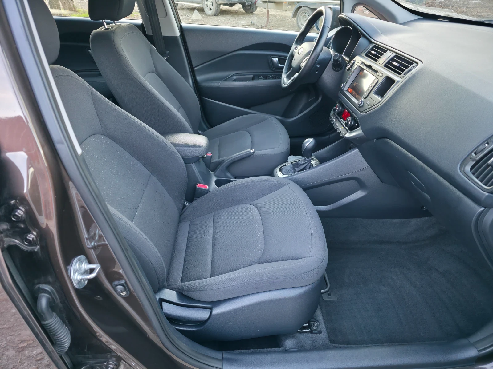 Kia Rio 1, 4i Automatik | Mobile.bg � ����������� 13