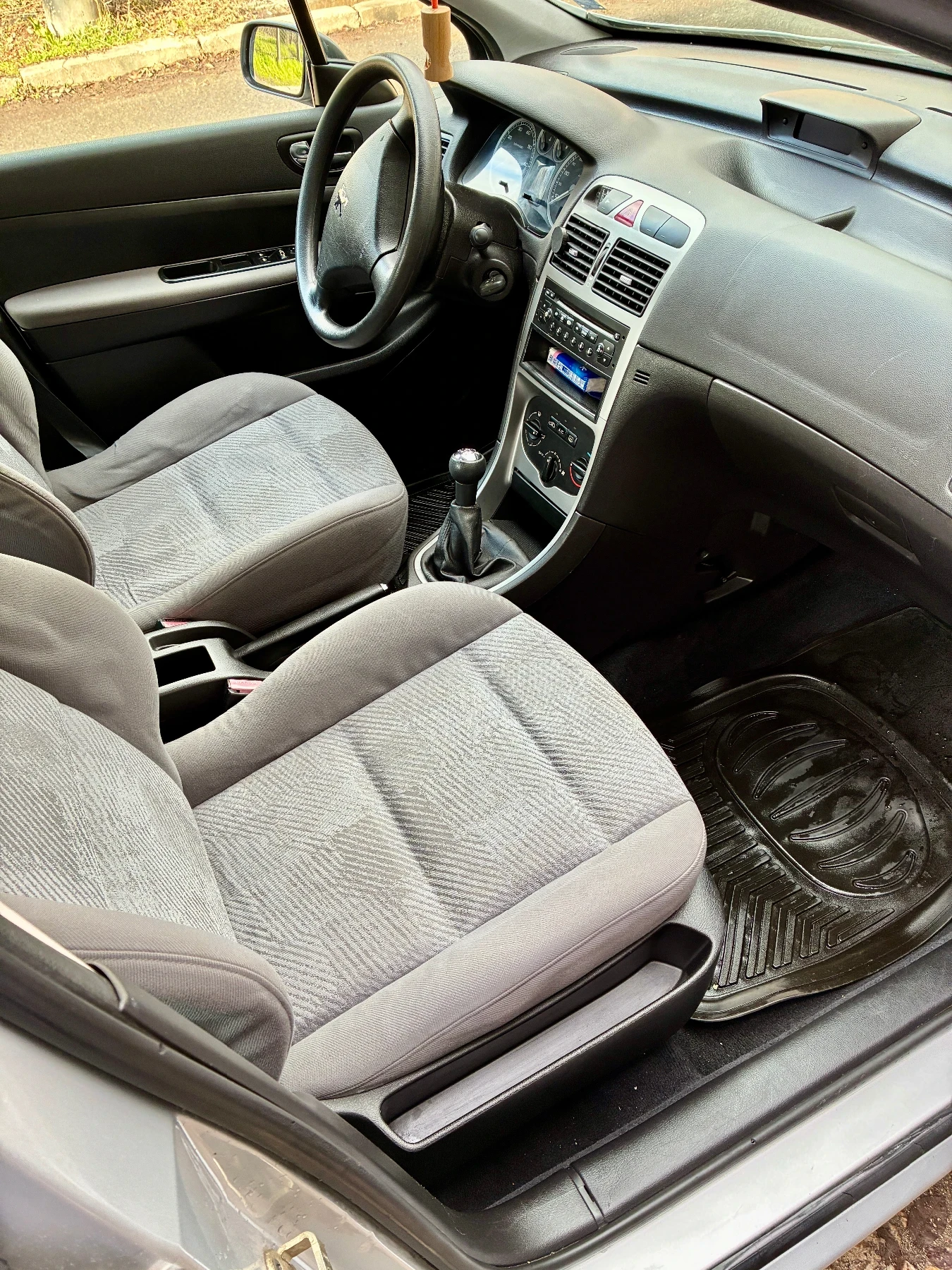 Peugeot 307 1, 4 - изображение 6