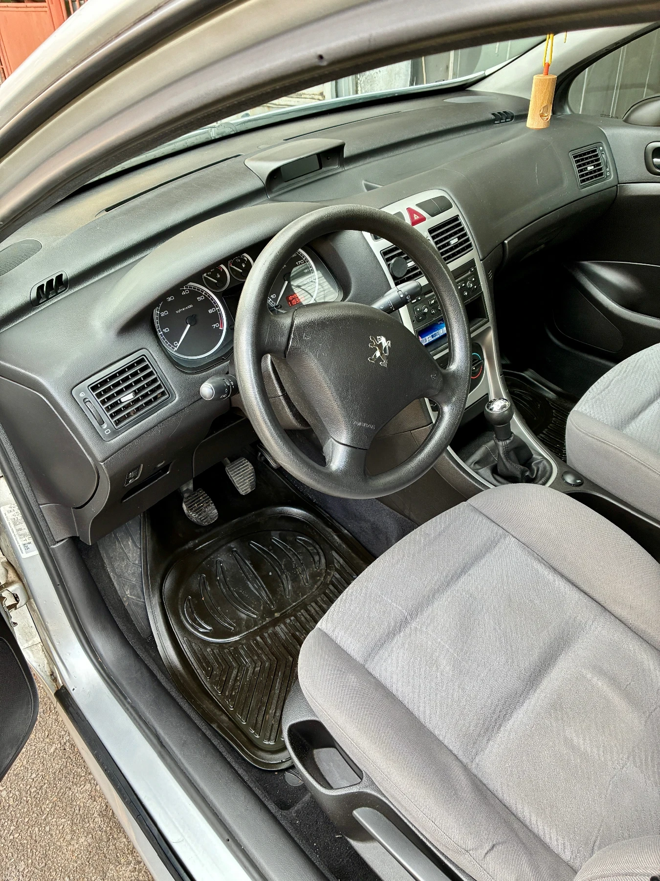 Peugeot 307 1, 4 - изображение 8