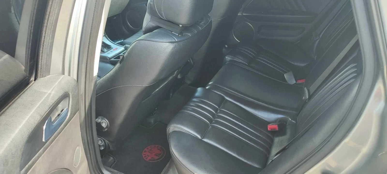 Alfa Romeo 159 sportwagon 2.4JTDM, снимка 9 - Автомобили и джипове - 54026021