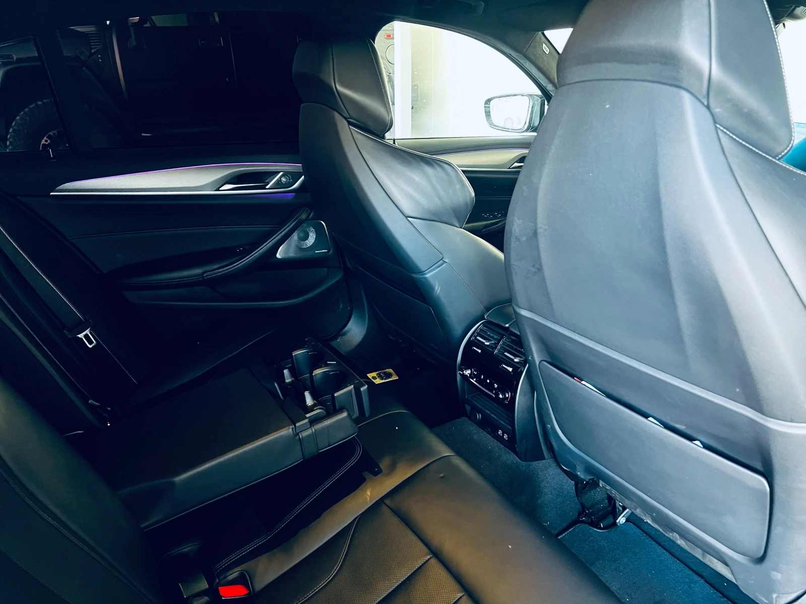 BMW M5 Competition, снимка 9 - Автомобили и джипове - 54113365