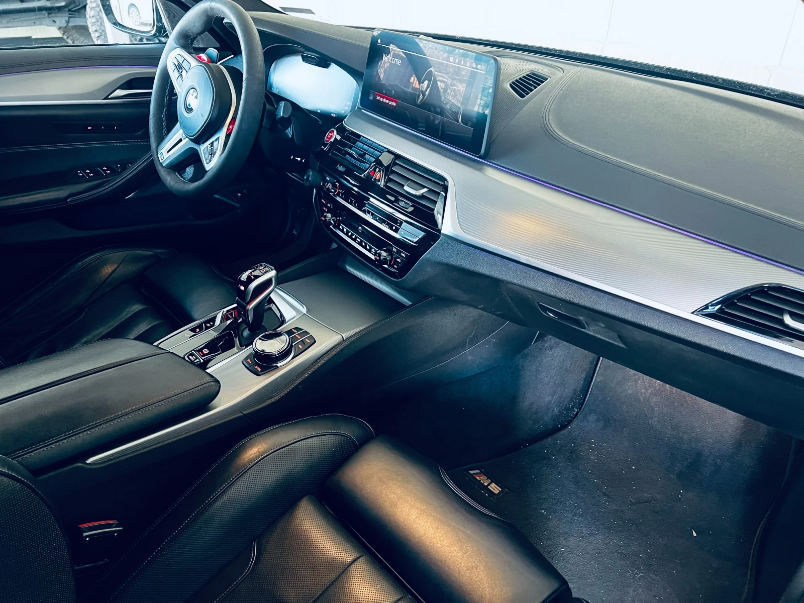 BMW M5 Competition, снимка 8 - Автомобили и джипове - 54113365