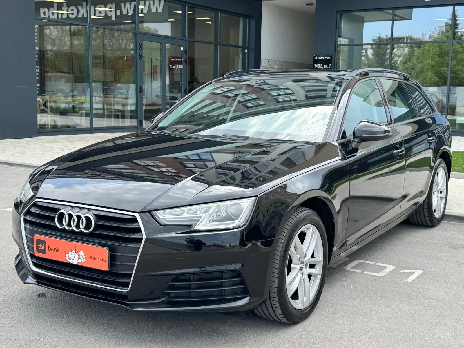 Audi A4 2.0 TDi* FACELIFT* ПАНОРАМА* 150 КС* EURO 6