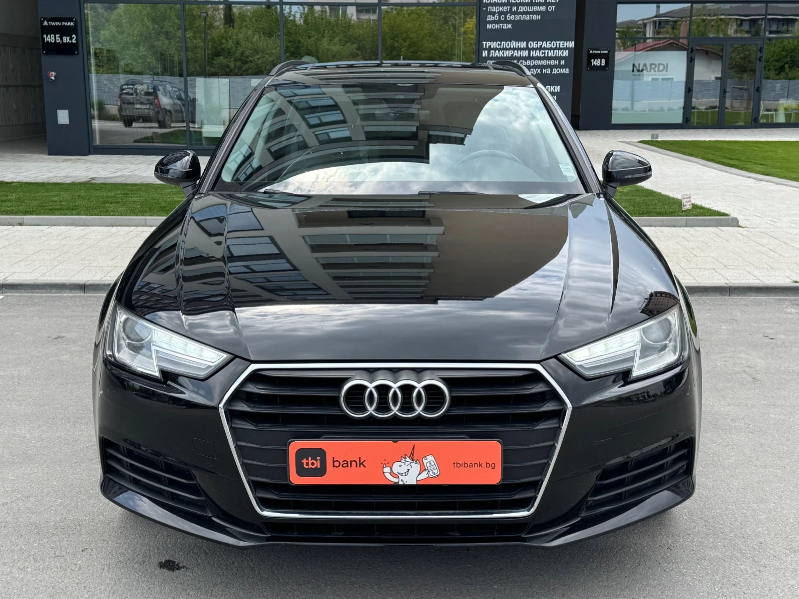 Audi A4 2.0 TDi* FACELIFT* ПАНОРАМА* 150 КС* EURO 6, снимка 3 - Автомобили и джипове - 54355401