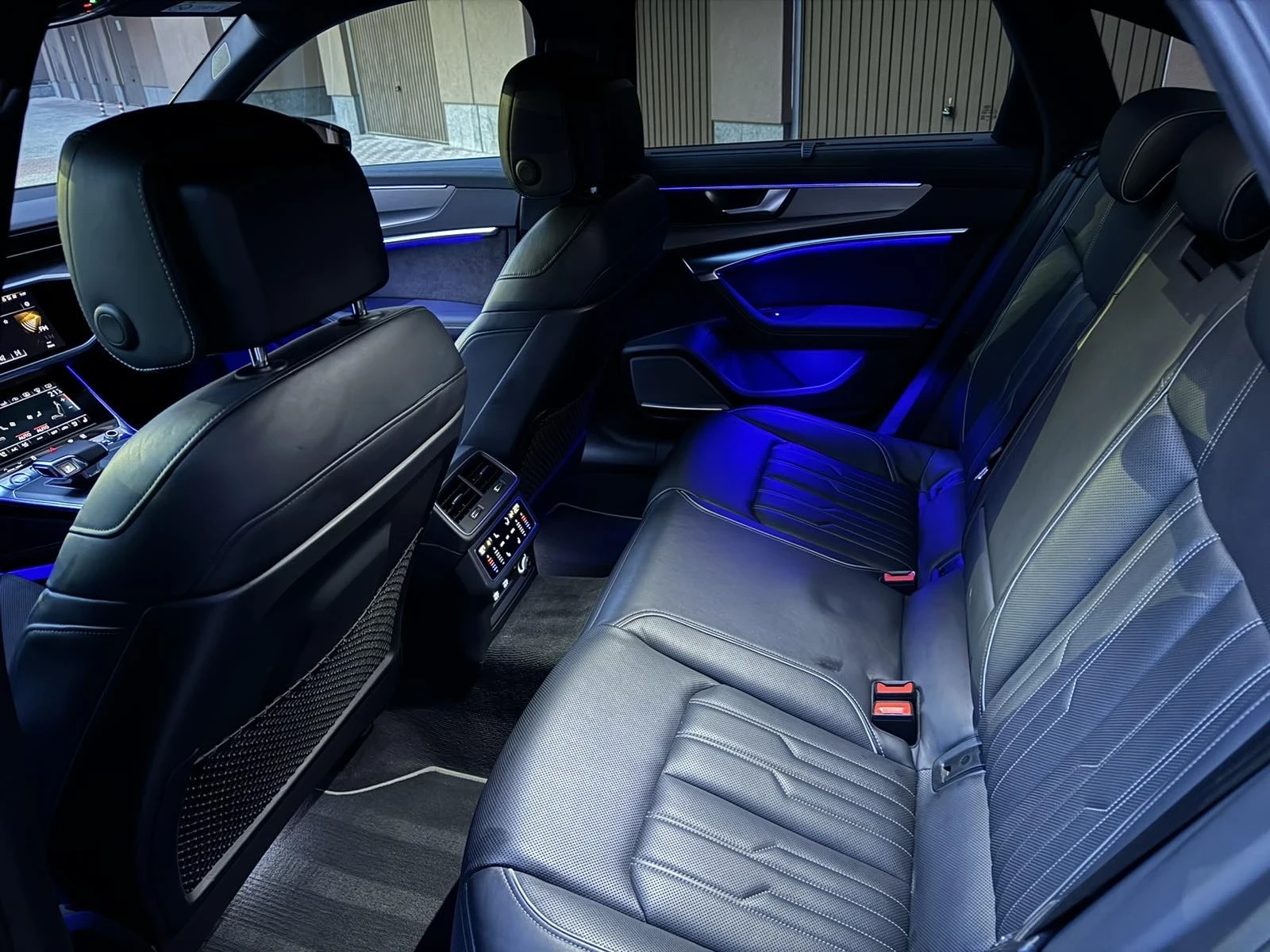 Audi A6 50 TDI quattro Limousine Design, снимка 8 - Автомобили и джипове - 54393060