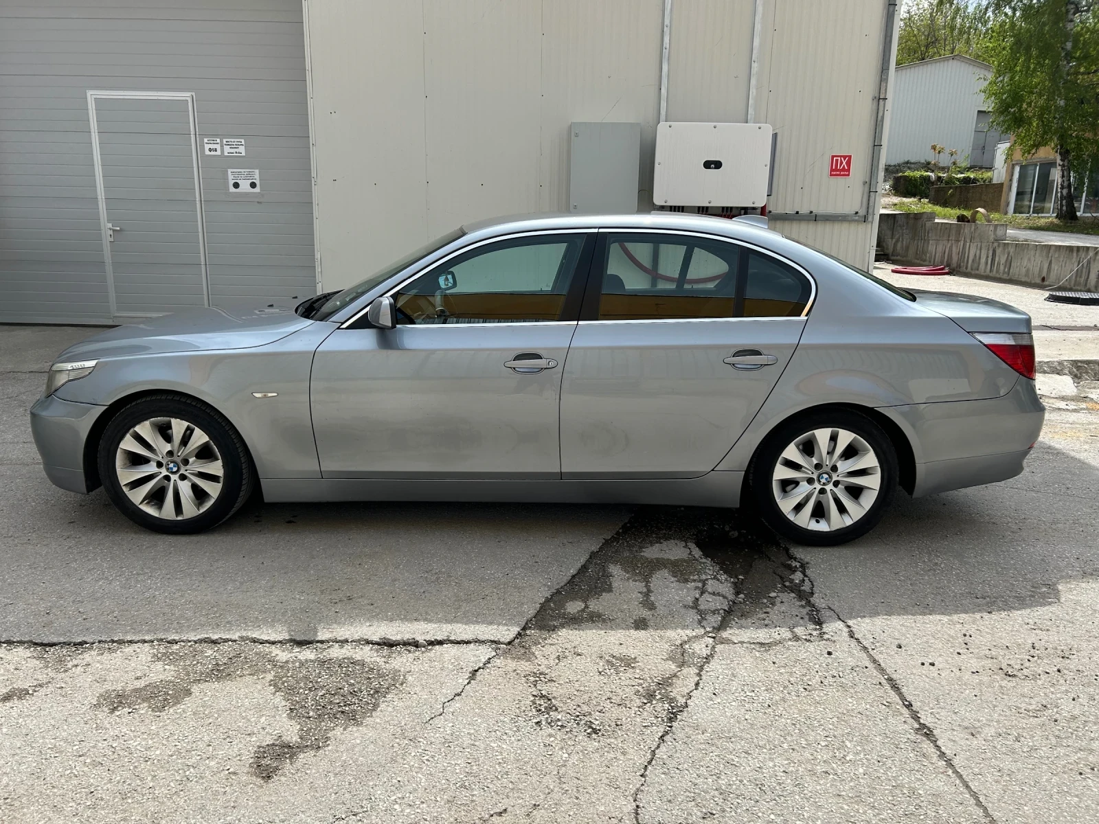 BMW 520 d, снимка 5 - Автомобили и джипове - 54401406