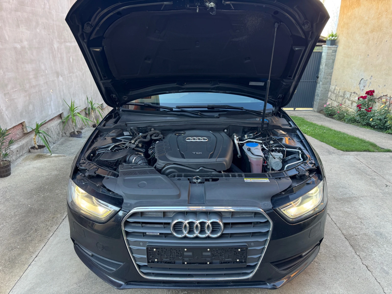 Audi A4 2.0TDi-quattro, снимка 17 - Автомобили и джипове - 55087272