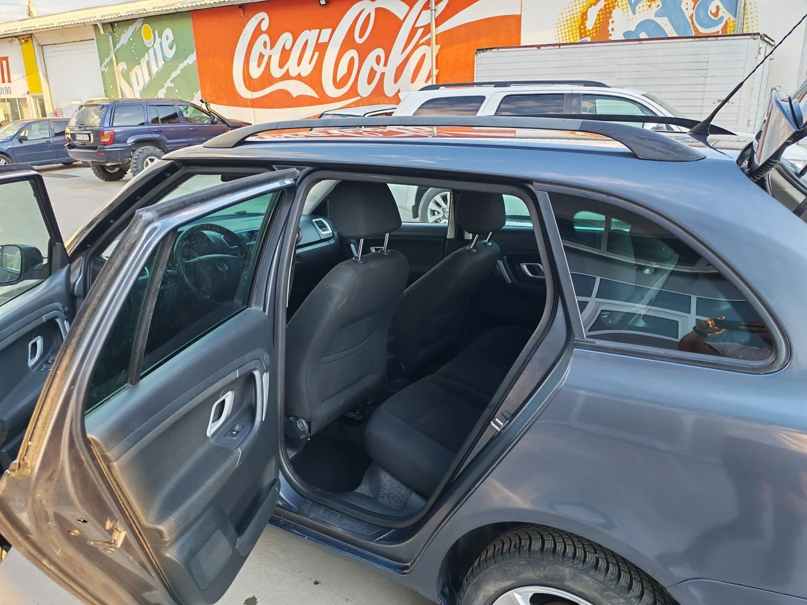 Skoda Fabia 1.9TDI климатраник ТОП състояние, снимка 13 - Автомобили и джипове - 54698218