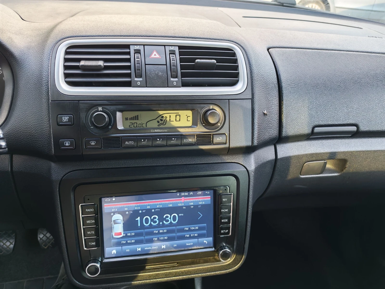 Skoda Fabia 1.9TDI климатраник ТОП състояние, снимка 8 - Автомобили и джипове - 54698218
