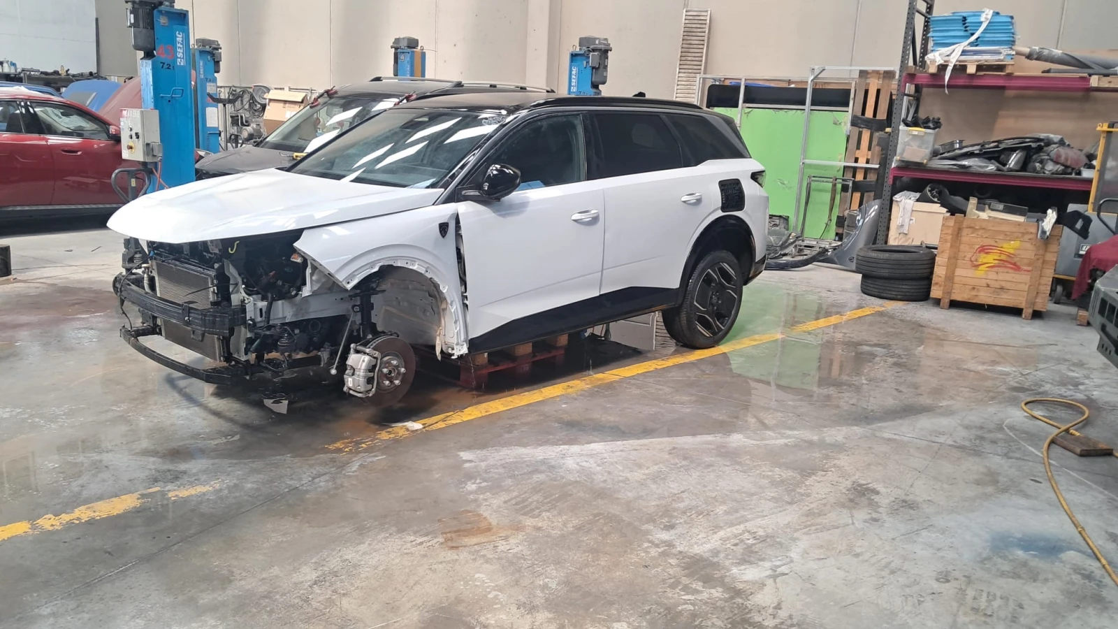 Peugeot 5008, снимка 2 - Автомобили и джипове - 54782113