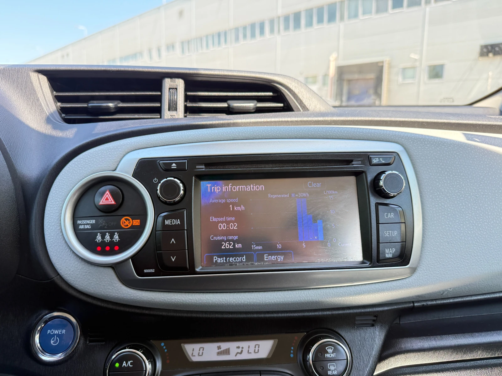 Toyota Yaris 1.5 hybrid/ГАРАНЦИЯ, снимка 14 - Автомобили и джипове - 54966711