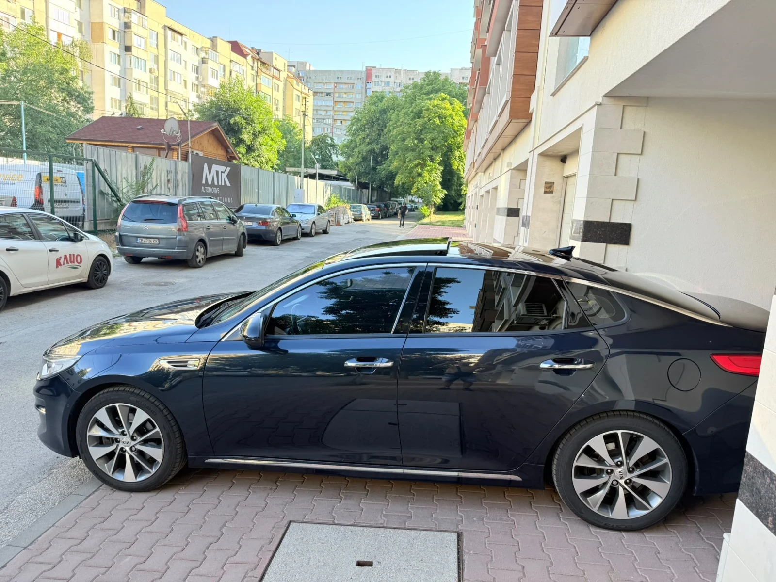 Kia Optima 1.7 CRDI FULL , снимка 5 - Автомобили и джипове - 55073615