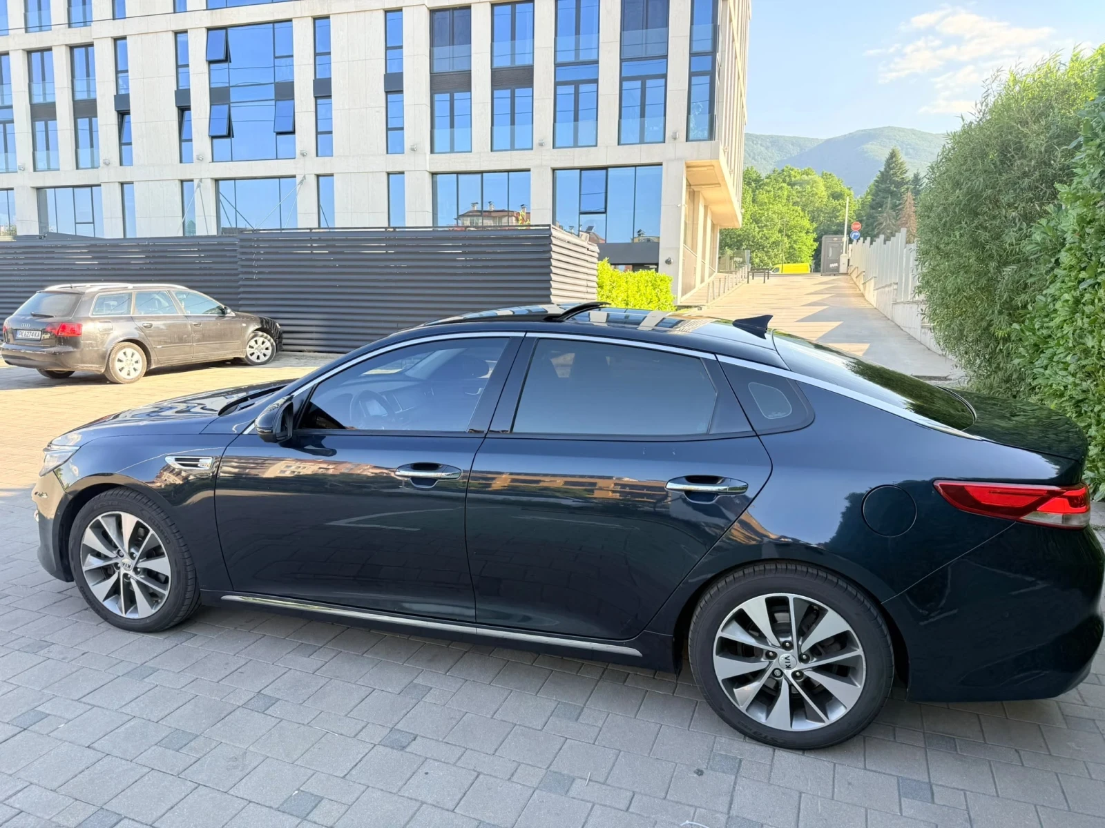 Kia Optima 1.7 CRDI , снимка 5 - Автомобили и джипове - 55073615