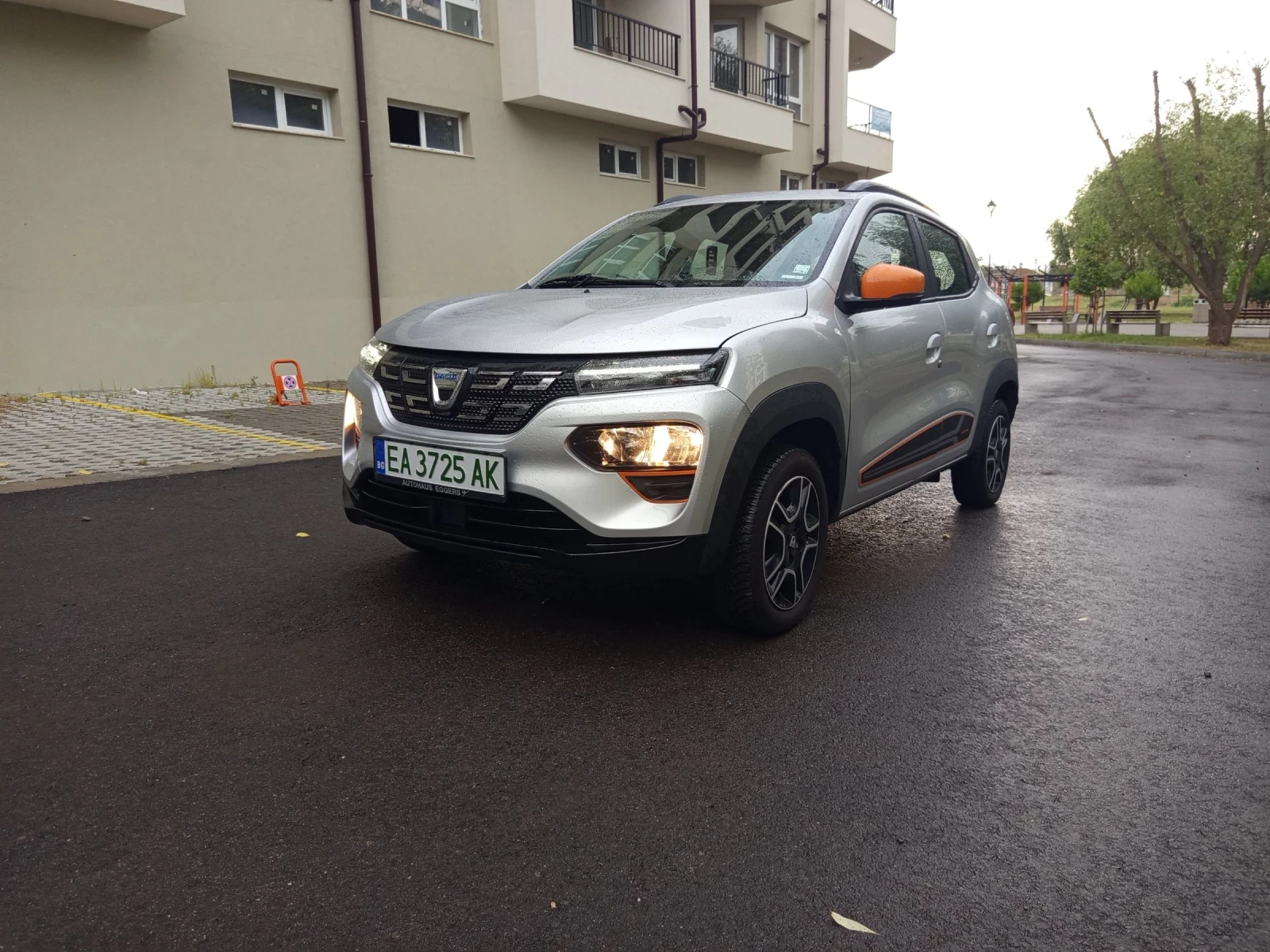 Dacia Spring Comfort + 