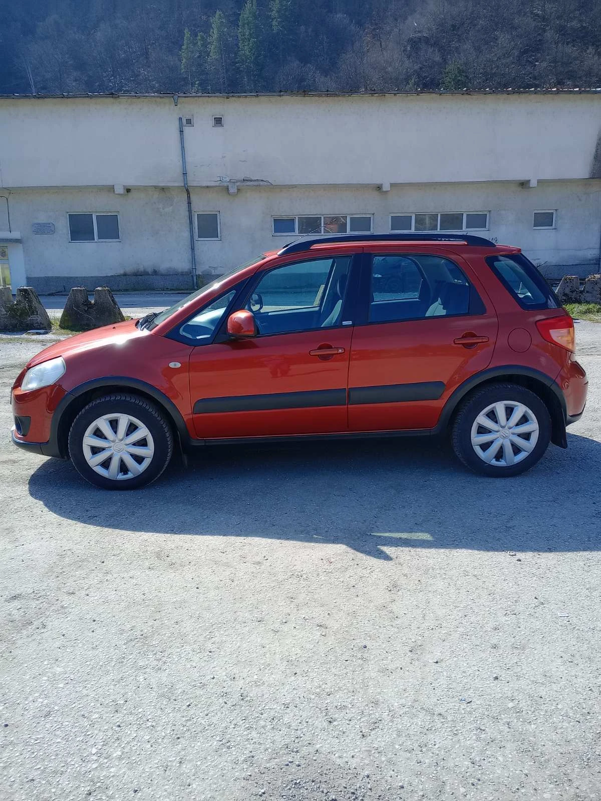 Suzuki SX4, снимка 7 - Автомобили и джипове - 55245234
