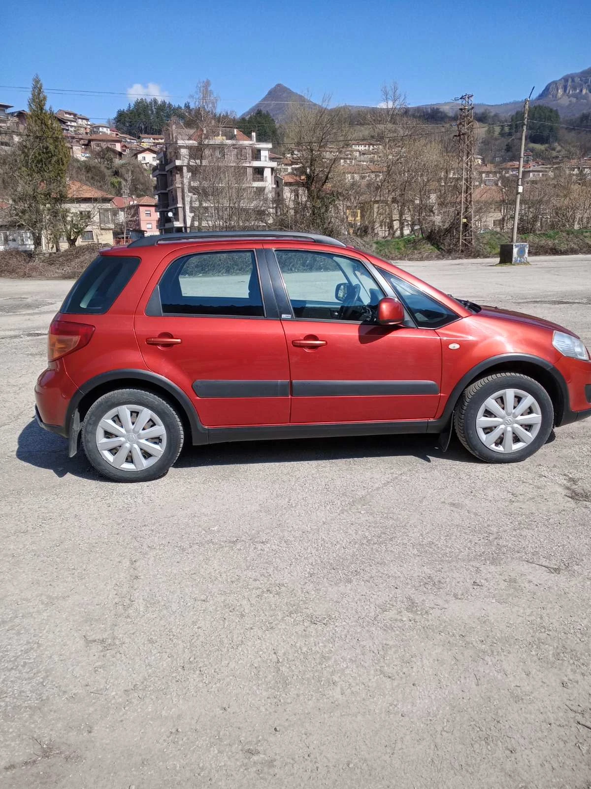 Suzuki SX4, снимка 2 - Автомобили и джипове - 55245234