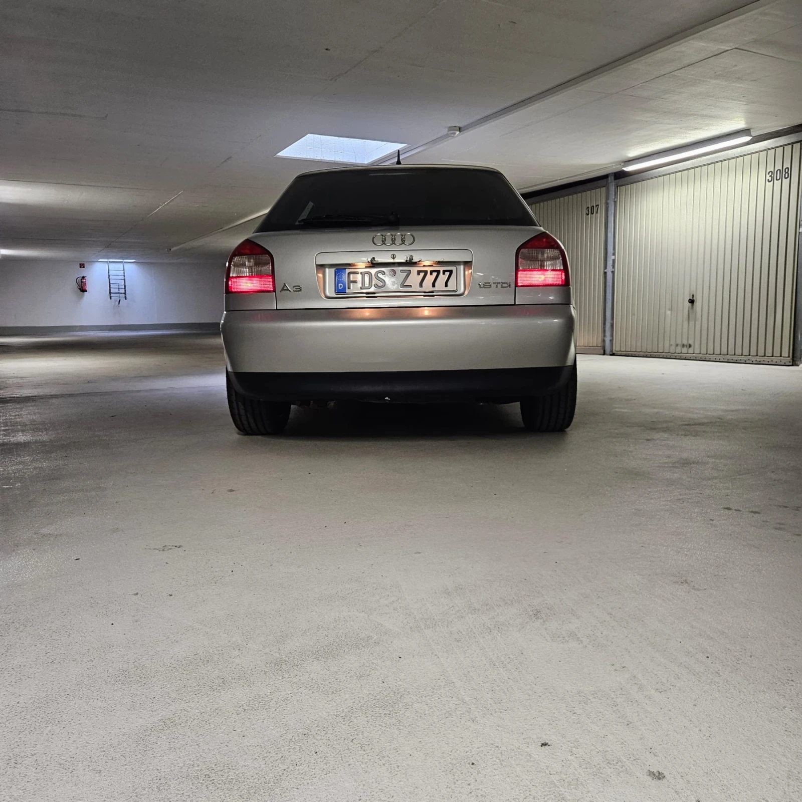 Audi A3 1.9 TDI S line Facelift  | Mobile.bg � ����������� 5