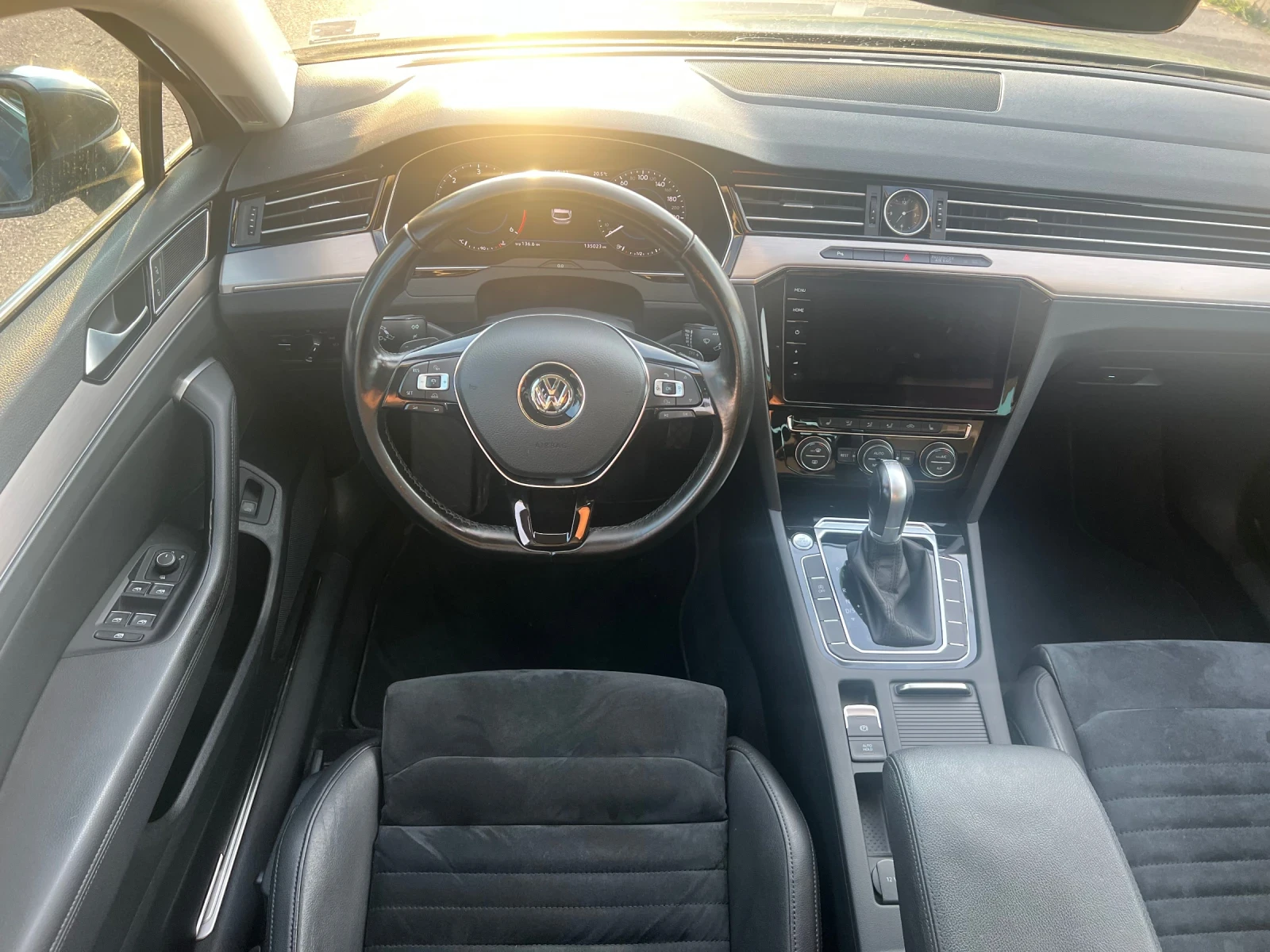 VW Passat 2.0TDI Фейс//Виртиално Т//Euro6b, снимка 12 - Автомобили и джипове - 55363538