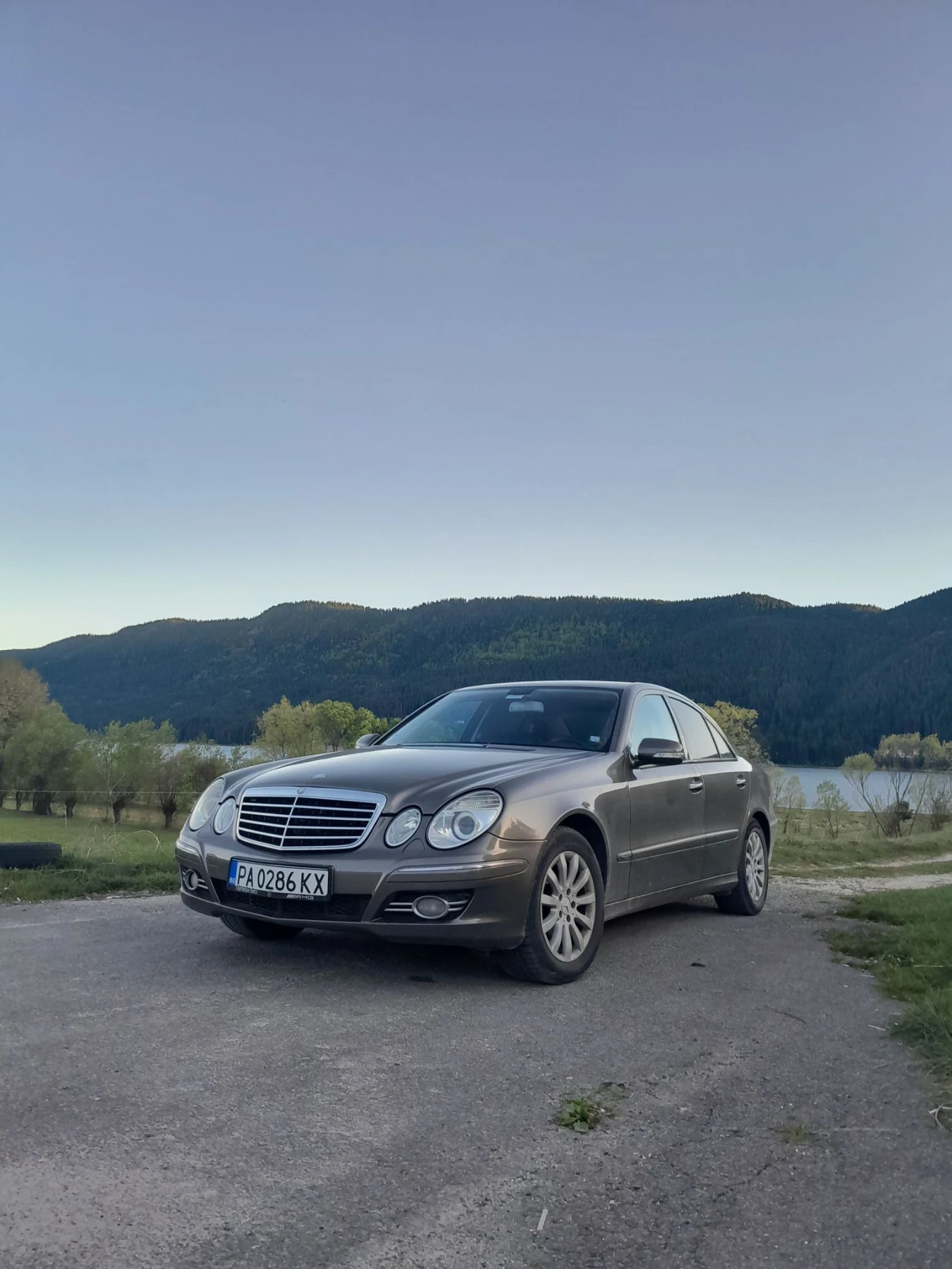 Mercedes-Benz E 320 Cdi, снимка 4 - Автомобили и джипове - 55545129