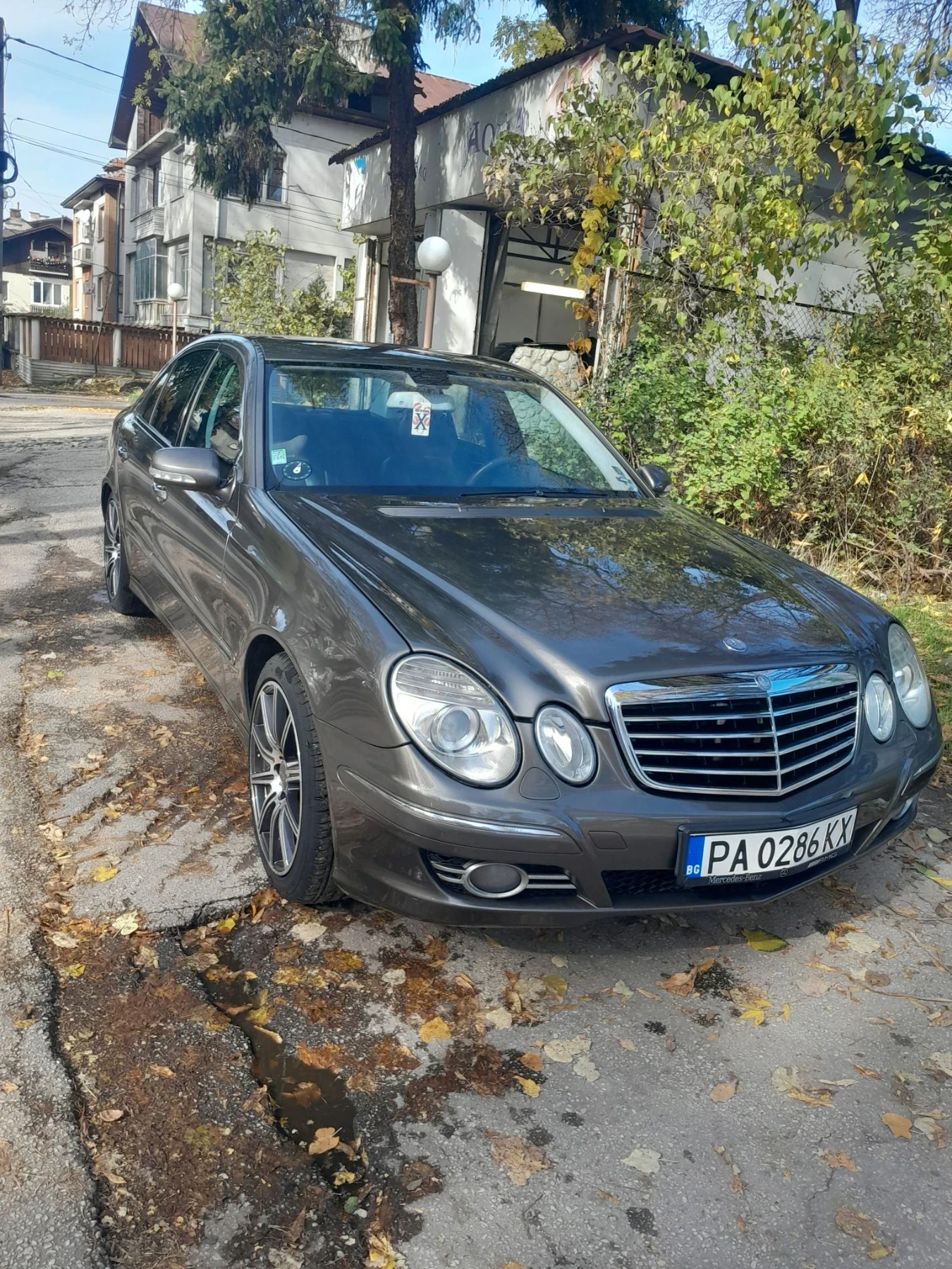 Mercedes-Benz E 320 Cdi, снимка 5 - Автомобили и джипове - 55545129