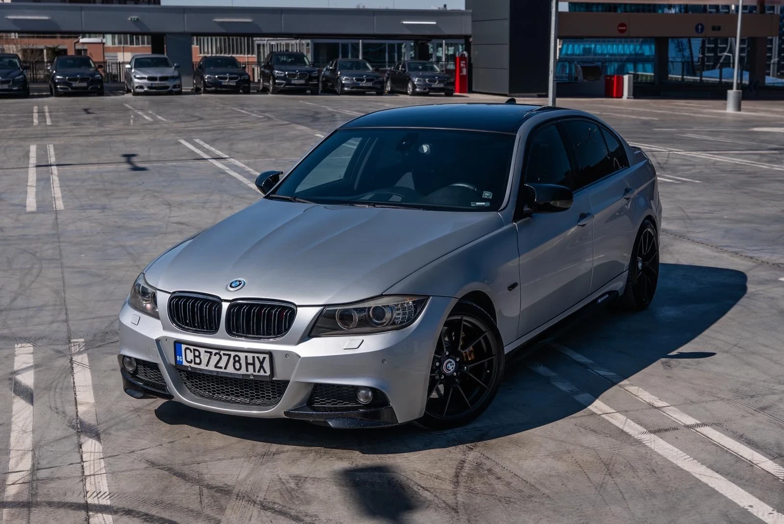 BMW 330, снимка 10 - Автомобили и джипове - 55590148