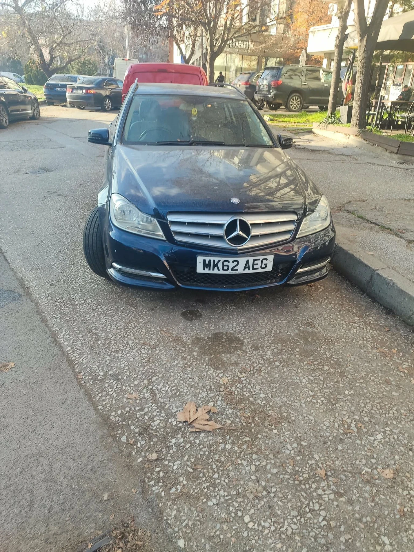 Mercedes-Benz C 220, снимка 3 - Автомобили и джипове - 55694943